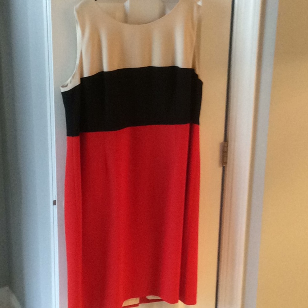Kasper sheath dress, perfect for work!